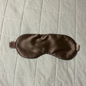 Casaluna silk sleep eye mask